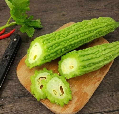 两人吃瓜视频模板下载免费,揭秘两人吃瓜视频模板，免费下载，轻松打造热门短视频！